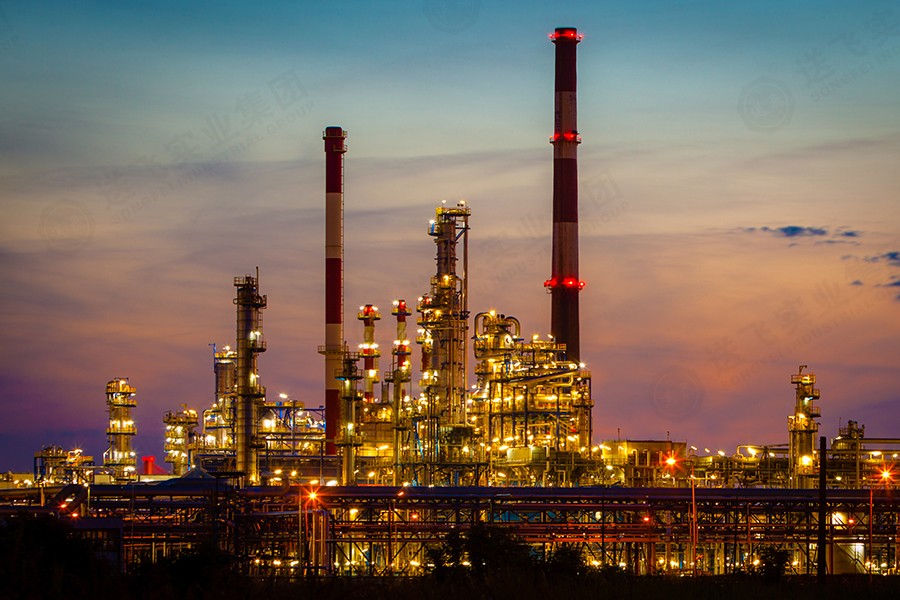 在夜晚，我們?cè)鯓幼R(shí)別哪些燈具是航空障礙燈？